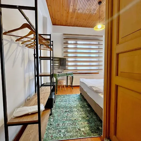 Dimora Kadikoey Hotel *